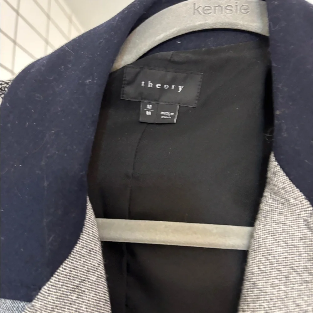 Theory Gray Tweed Jacket blazer size medium ex condition